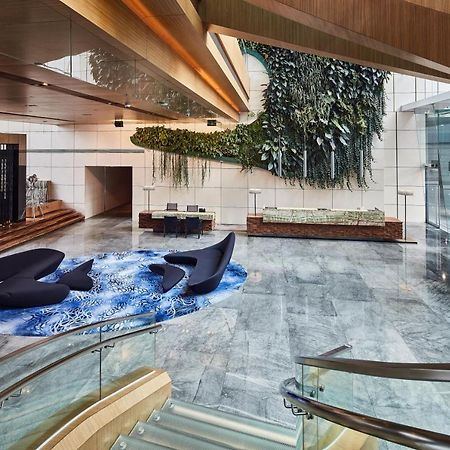 Hotel Icon Χονγκ Κονγκ Εξωτερικό φωτογραφία The lobby of the hotel