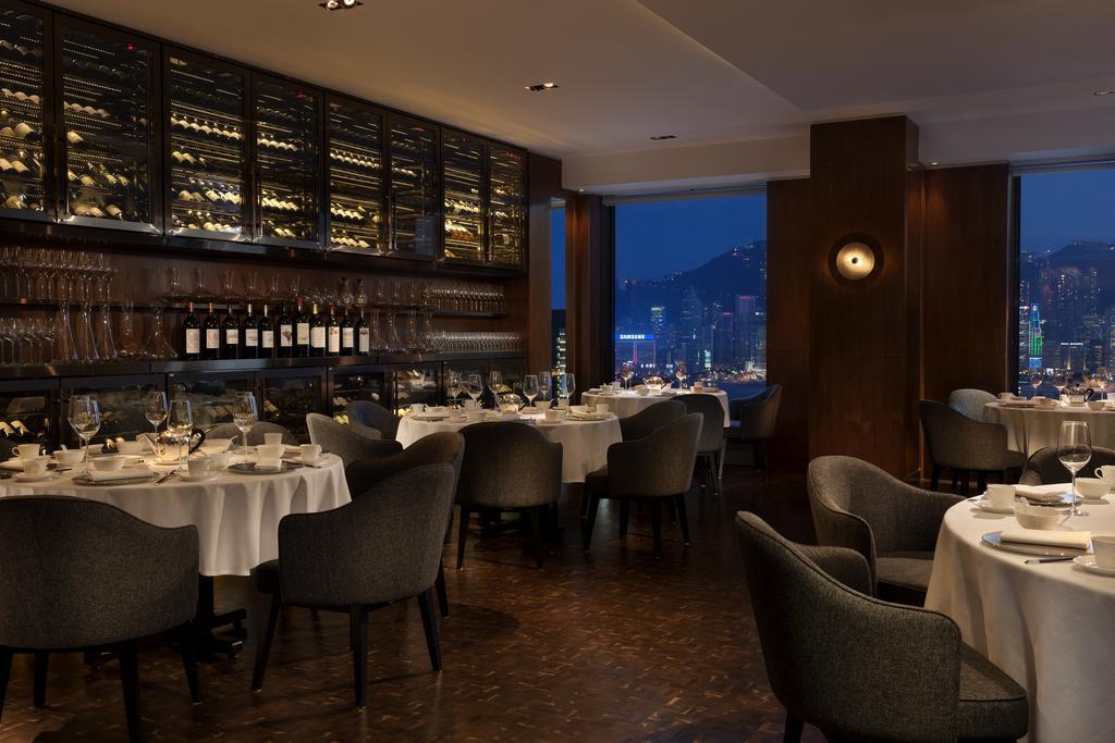Hotel Icon Χονγκ Κονγκ Εξωτερικό φωτογραφία The interior of the restaurant