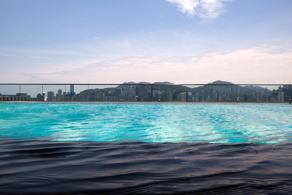 Hotel Icon Χονγκ Κονγκ Εξωτερικό φωτογραφία View of the pool
