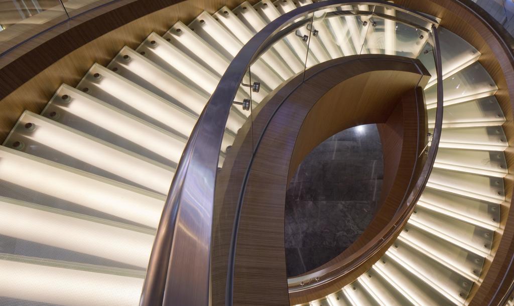 Hotel Icon Χονγκ Κονγκ Εξωτερικό φωτογραφία The spiral staircase
