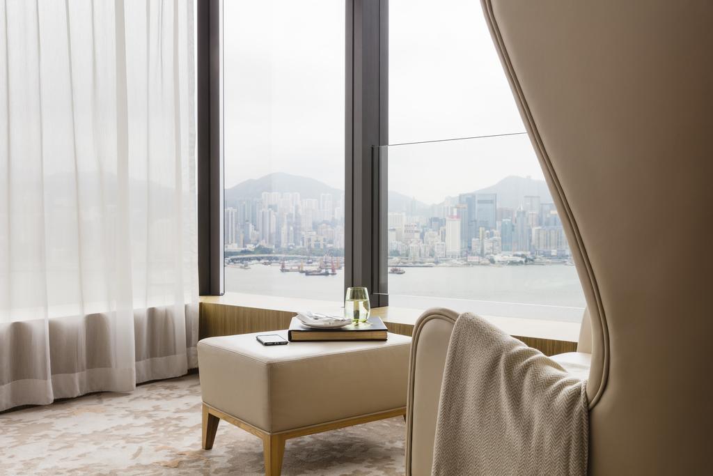 Hotel Icon Χονγκ Κονγκ Εξωτερικό φωτογραφία The view of Victoria Harbour from a guest room