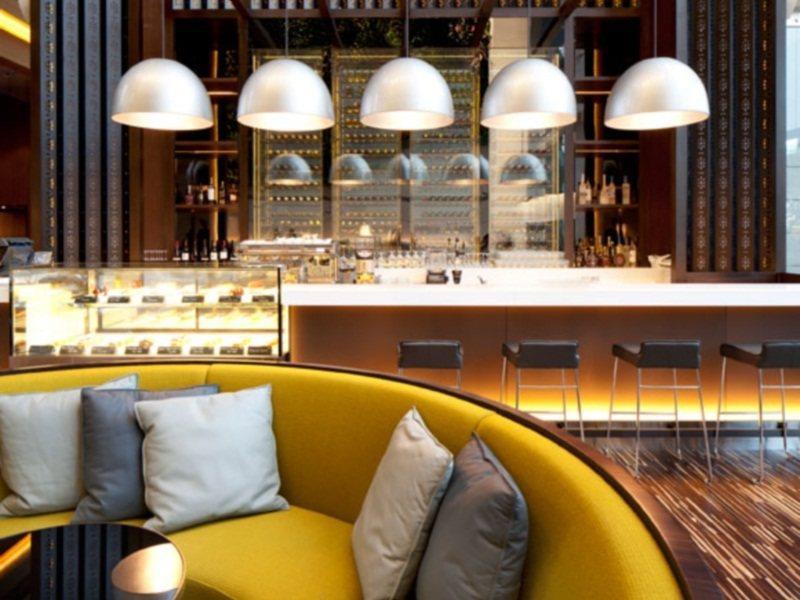 Hotel Icon Χονγκ Κονγκ Εξωτερικό φωτογραφία The bar at the hotel