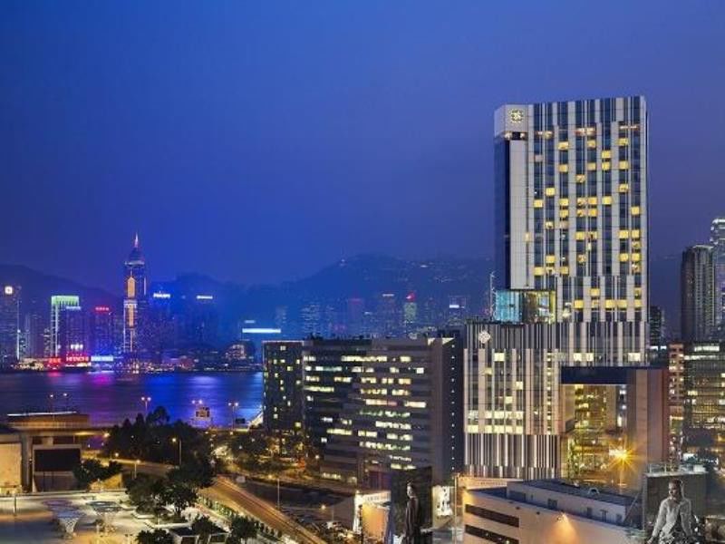 Hotel Icon Χονγκ Κονγκ Εξωτερικό φωτογραφία The hotel at night