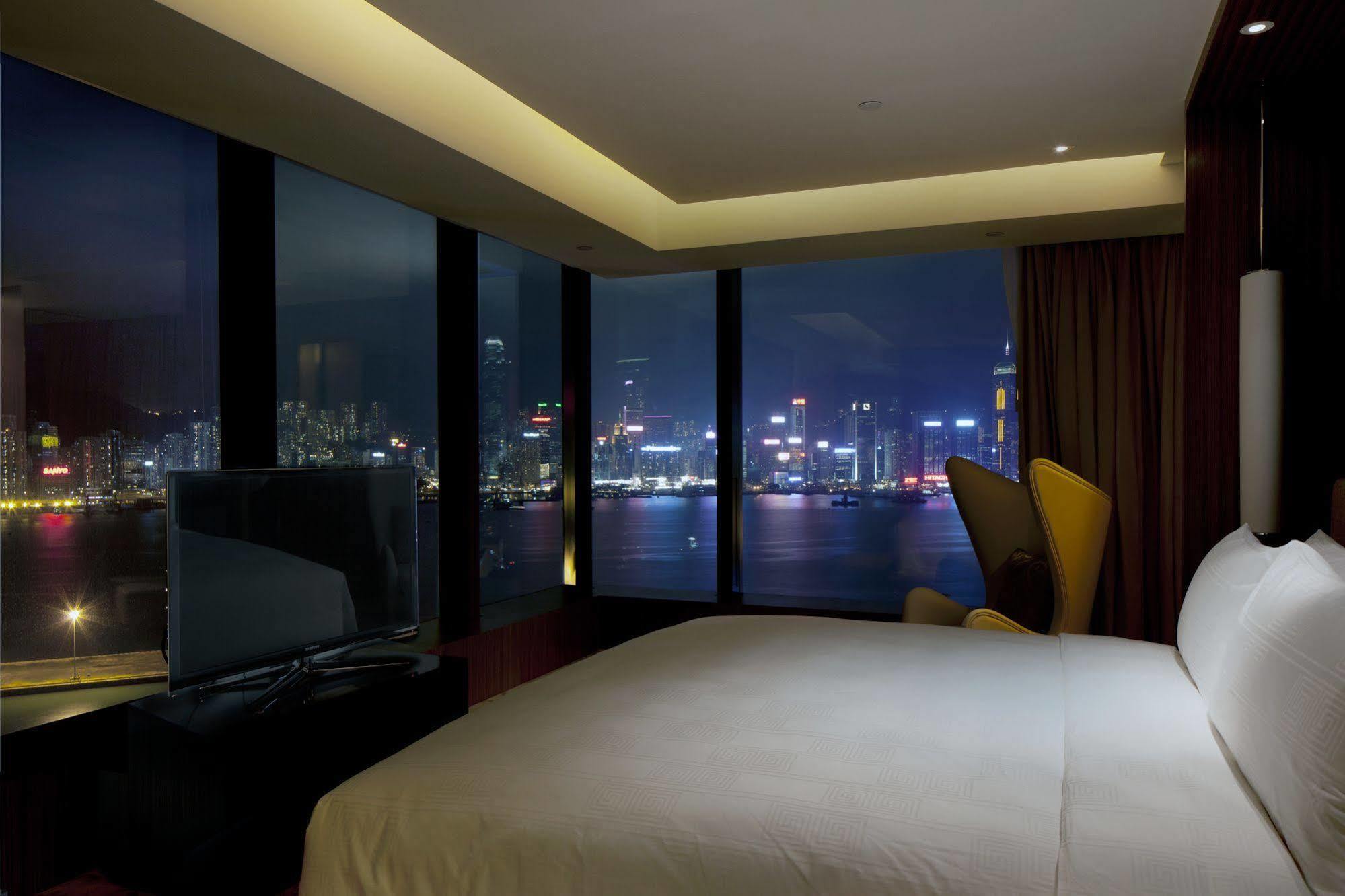 Hotel Icon Χονγκ Κονγκ Δωμάτιο φωτογραφία A bedroom at the hotel